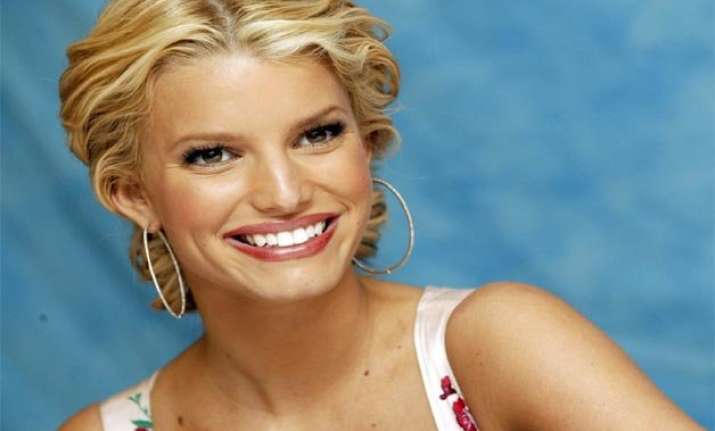 jessica simpson celebrated 35th birthday at island