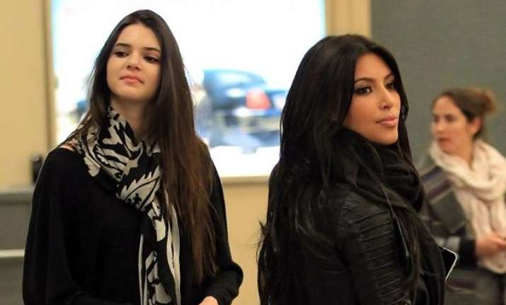 kim kardashian denies she s jealous of sister kendall