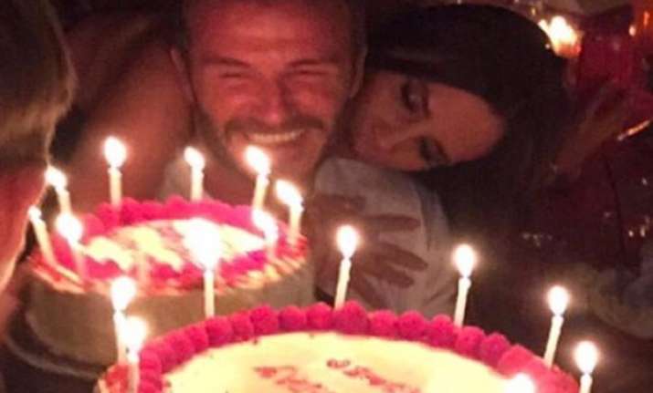victoria david beckham celebrate 16th anniversary post