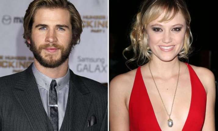 is liam hemsworth dating maika monroe