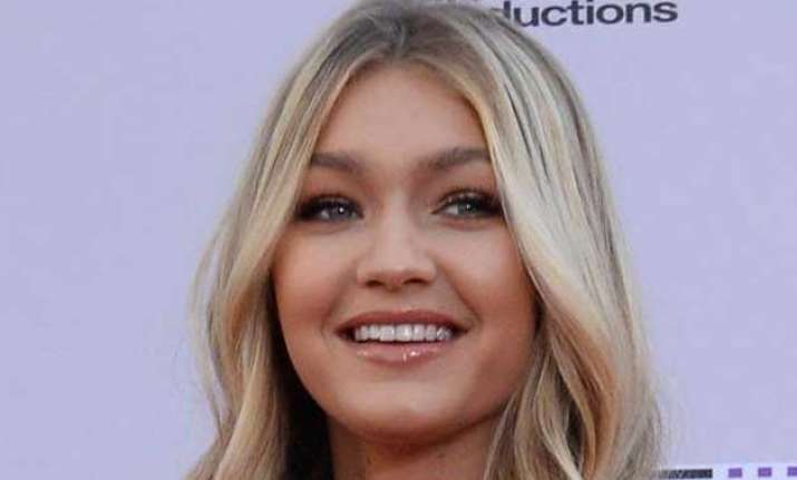 i love a couple of cheeseburgers gigi hadid