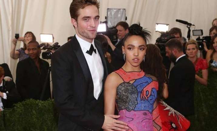 pattinson twigs to have bangers and mash wedding