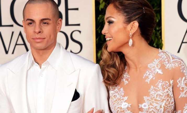 jlo spotted lip locking with casper smart