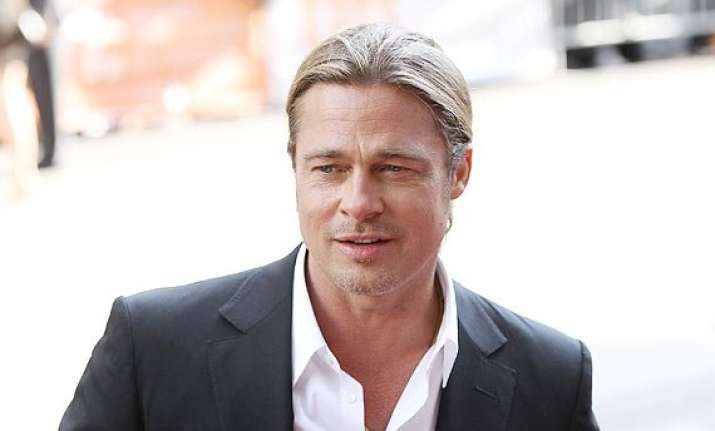brad pitt had his first flight at 25