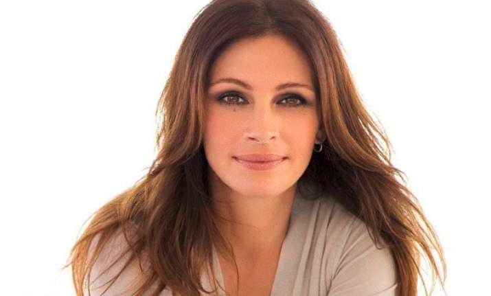 julia roberts marriage with cinematographer is heading