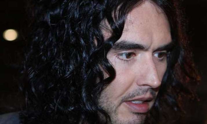 russell brand threatened of arrest