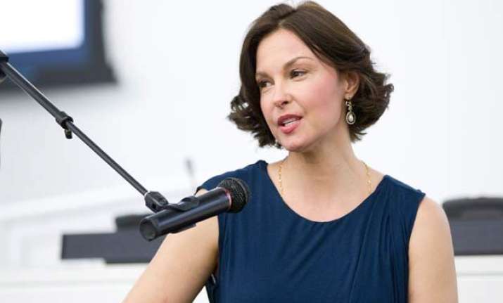 ashley judd pens sexual violence essay