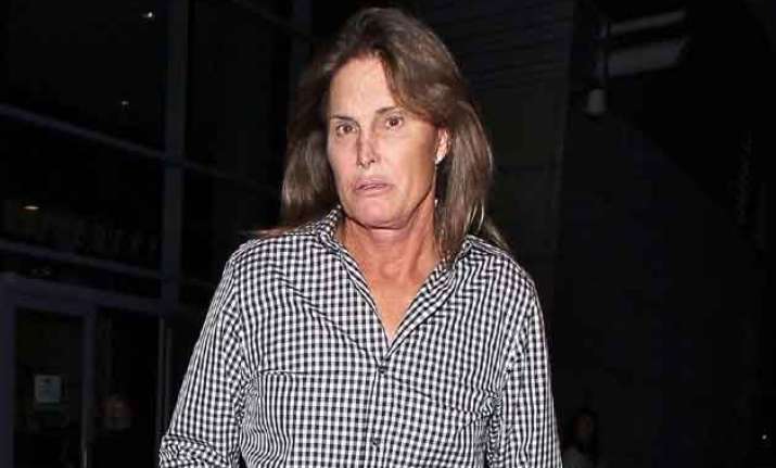 did bruce jenner get a nose job