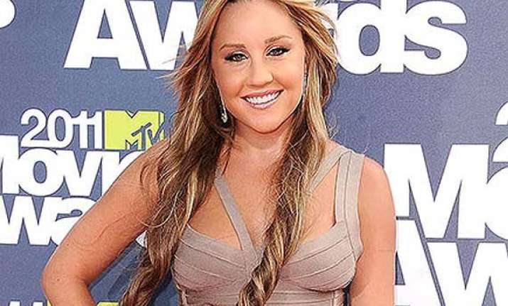 shoplifting incident a misunderstanding amanda bynes