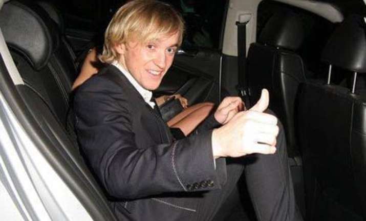 harry potter actor tom felton dismisses claims he fathered