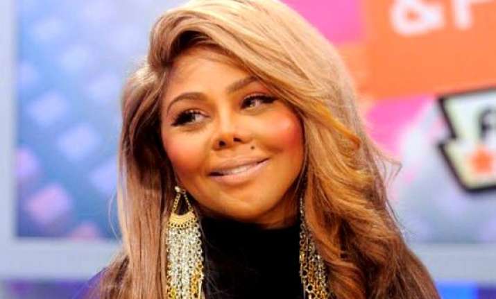 legal trouble looms over lil kim