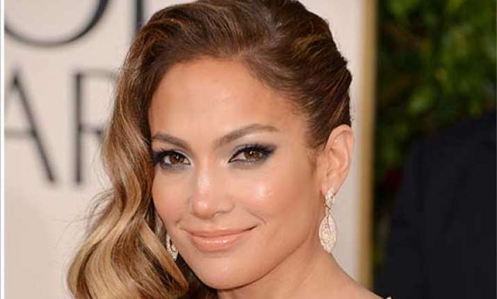 jennifer lopez quits the 33 over prettier stars