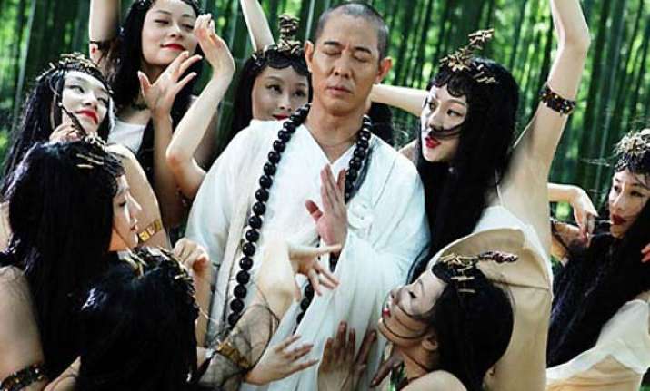 jet li to walk venice s red carpet for sorcerer