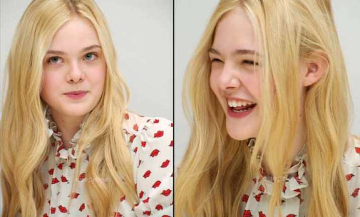 jolie mentors elle fanning