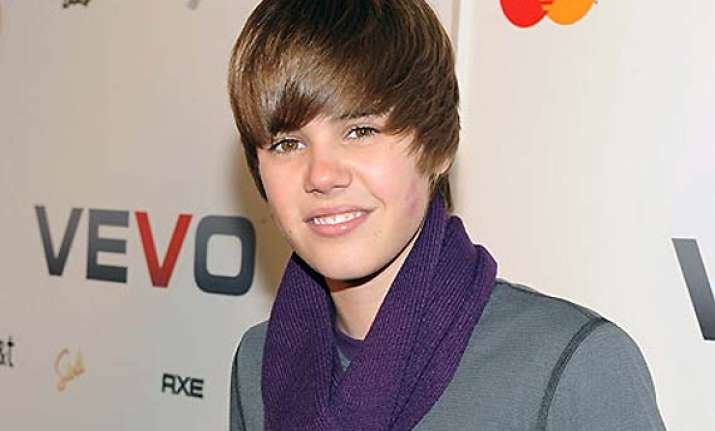 justin bieber now has 11 mn twitter followers