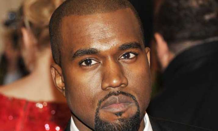 kanye west to make a fashion comeback