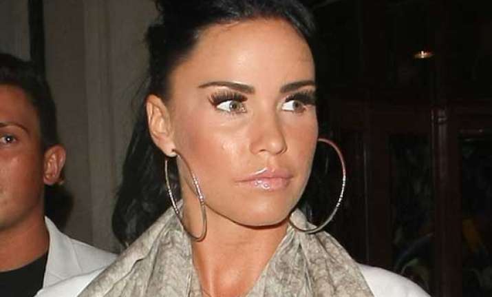 katie price congratulates peter andre