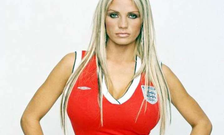 katie price named world s worst dressed woman