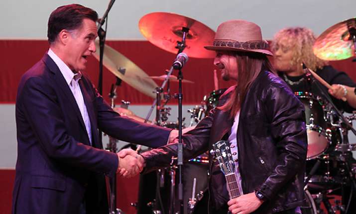 kid rock gets wild and free for romney event