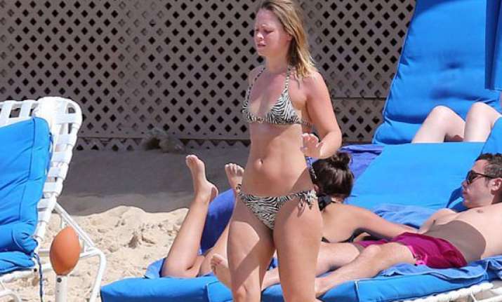 kimberley walsh loves her body