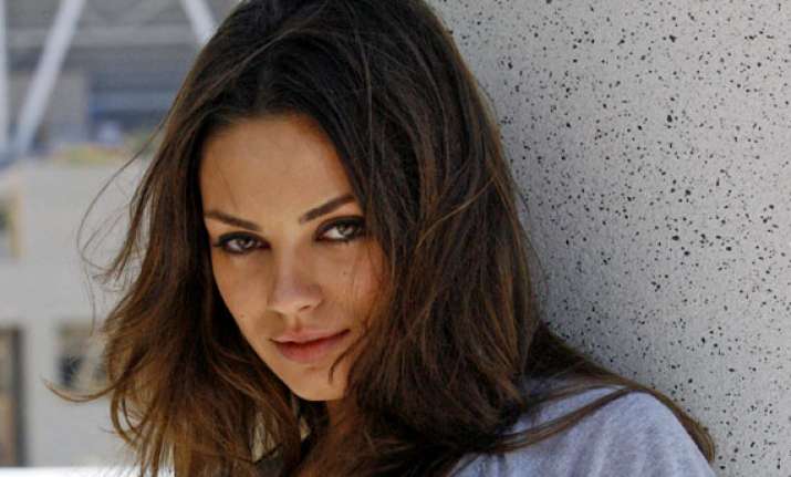 kunis to turn producer