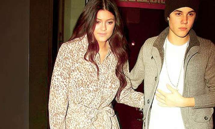 stay away from justin bieber dad tells kylie jenner