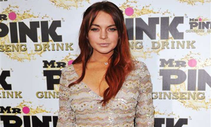 la prosecutors seek to revoke linday lohan s probation