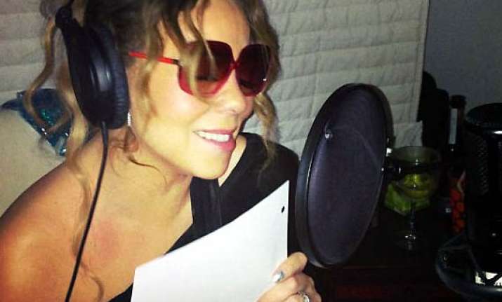 mariah carey posts raunchy selfies online