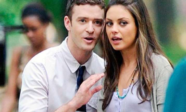 mila kunis justin timberlake dispel romance rumours