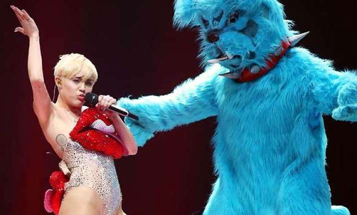 miley cyrus concert banned in dominican republic