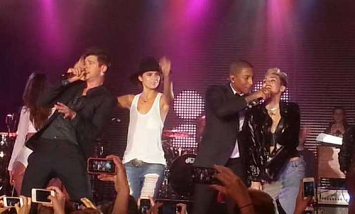 miley cyrus doesn t know one direction