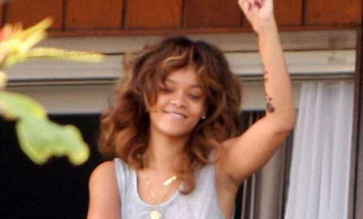 party makeover for house on rihanna s mind