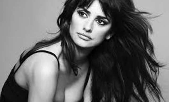penelope cruz names daughter luna