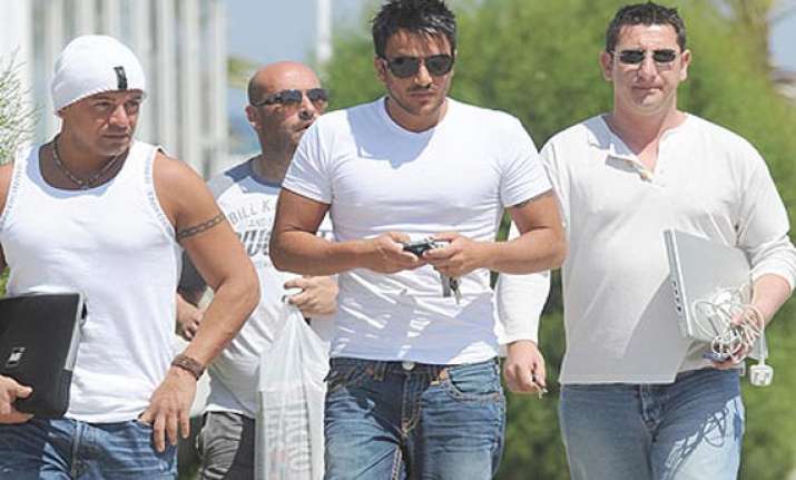 peter andre mourns brother s death