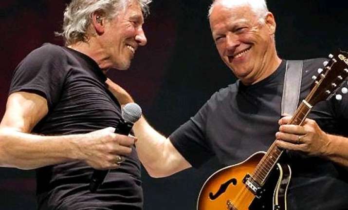 pink floyd leaves fans excited post tweeting a hint at