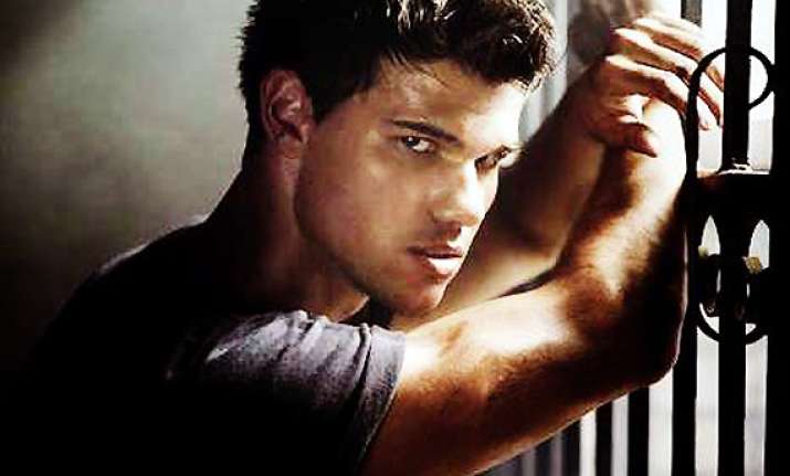 taylor lautner turns porn star for boogie nights see hot