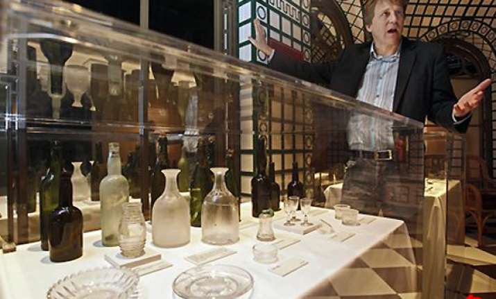 titanic artifacts headed to auction