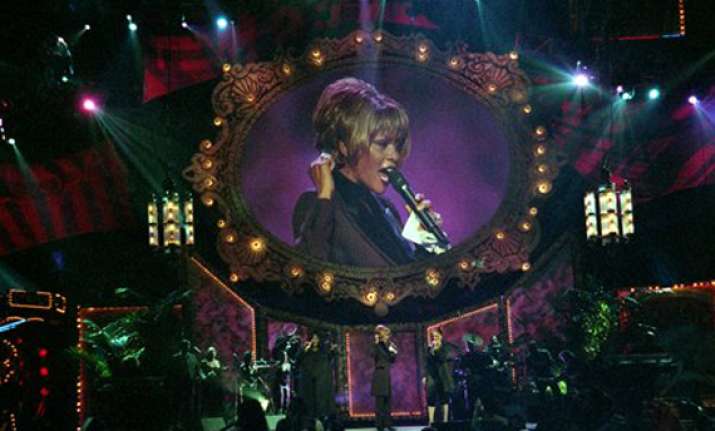 whitney houston fans to follow funeral on internet