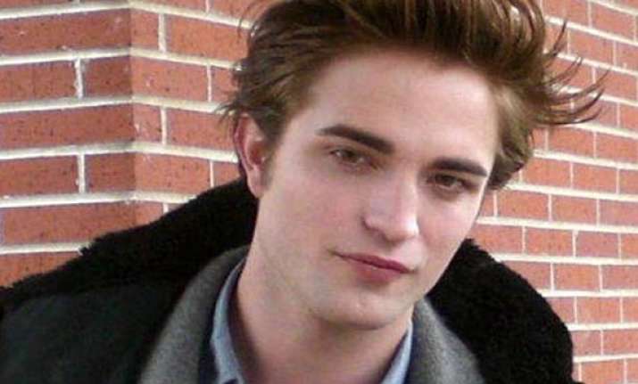 why did robert pattinson become a model