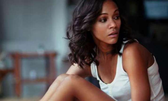 zoe saldana to give birth to twins