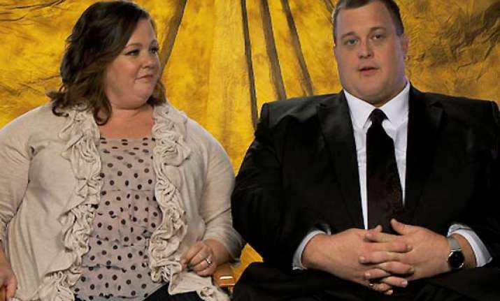 mike and molly actress on big screen comedy bridesmaids