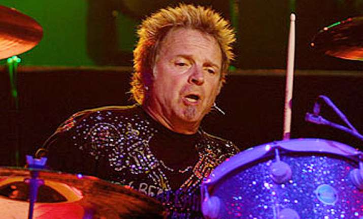 records don t sell aerosmith drummer