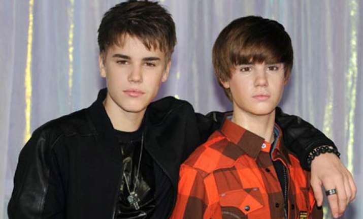 justin bieber s statue to be removed from madame tussauds