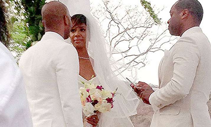 kelly rowland calls her wedding perfect
