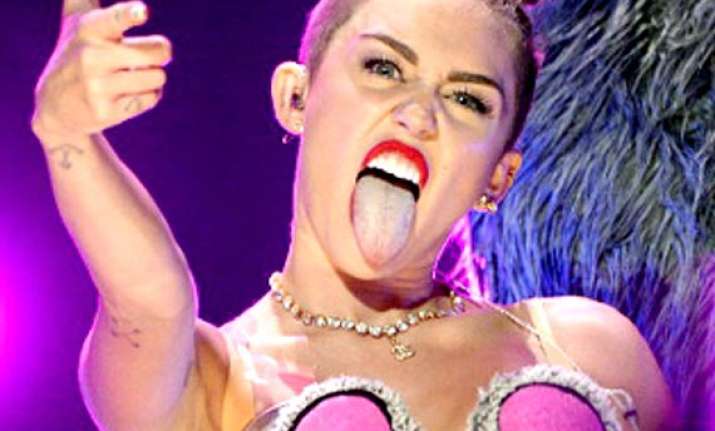 miley cyrus defeats madonna beyonce becomes the best