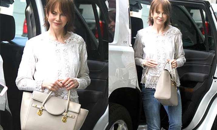 nicole kidman unrecognisable in casual look