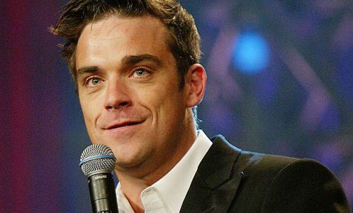 robbie williams honoured in his hometown