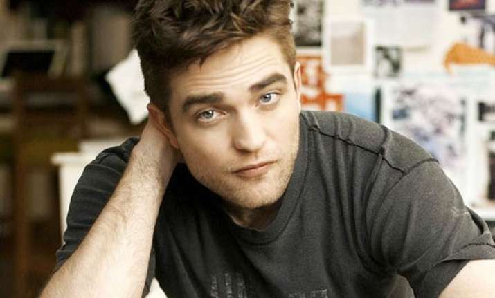 robert pattinson wants to go behind the camera