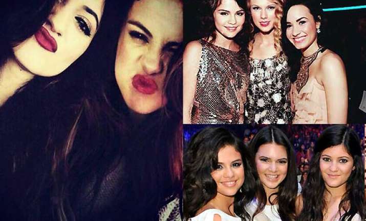 reasons revealed why selena gomez is unfollowing her
