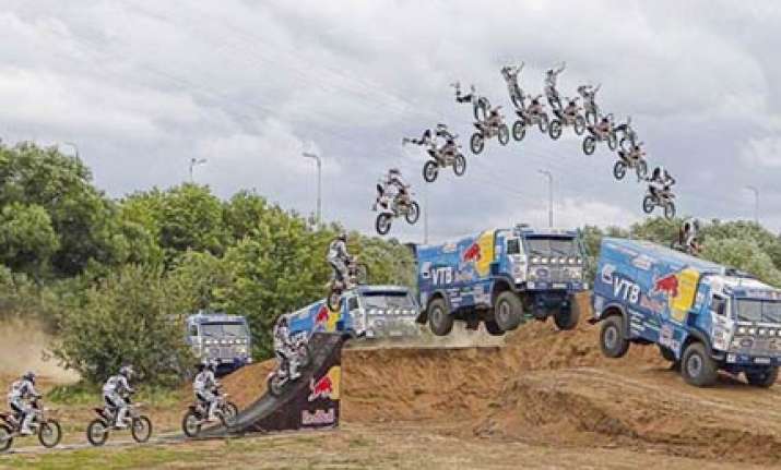 world s spectacular motorcycle jumps